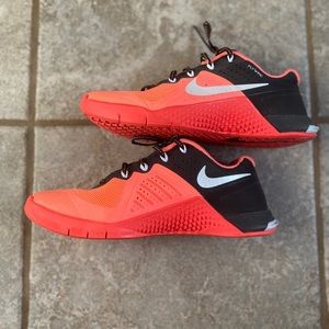 Women’s Nike metcons